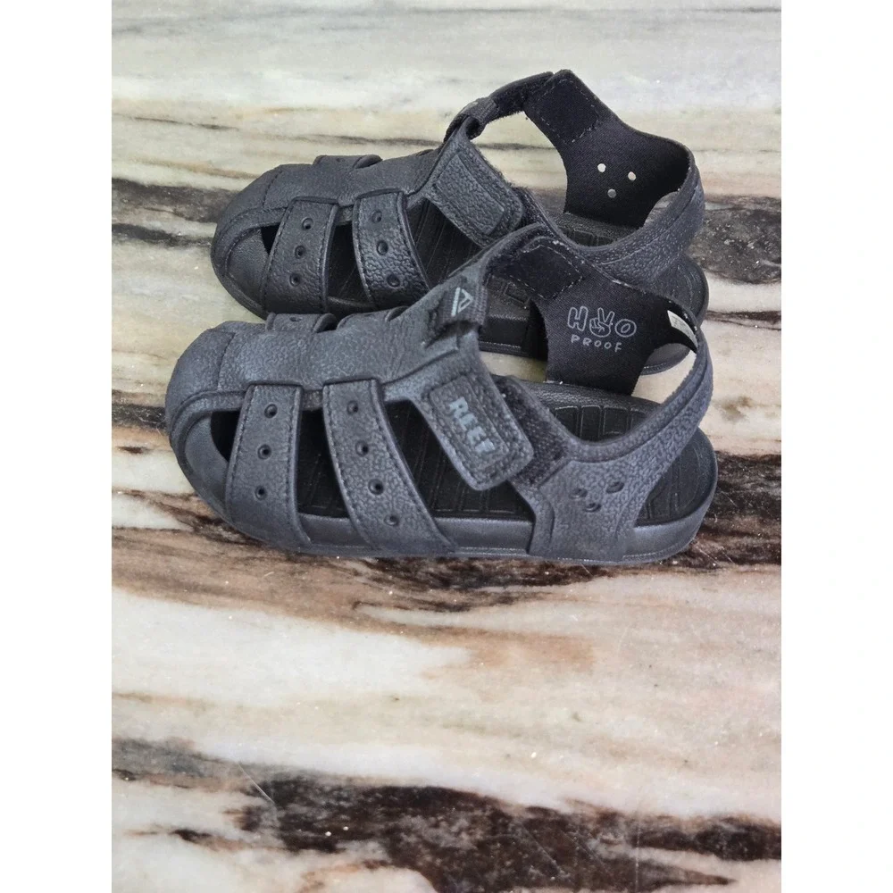 Reef Little Water Beachy Kids‎ Sandals Black Fisherman H2O Proof Size 8 45